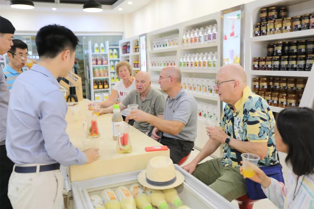 金達(dá)咖啡飲品城-新中式茶飲開(kāi)創(chuàng)