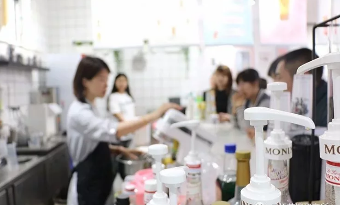 廣州金達(dá)咖啡飲品城-飲品培訓(xùn)開(kāi)班了