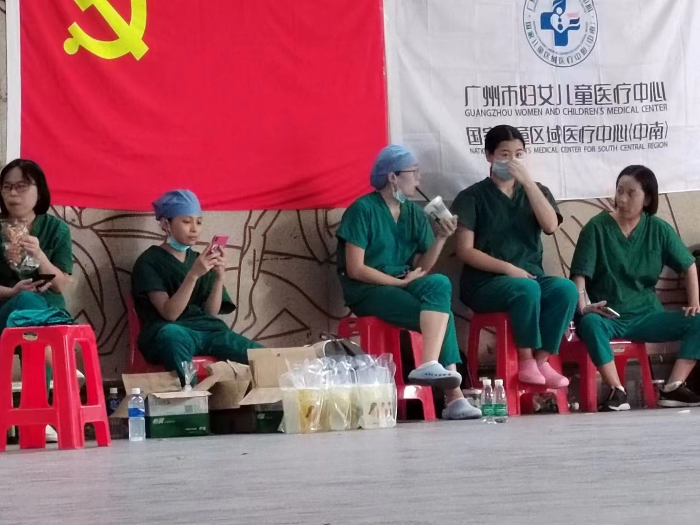 金達咖啡飲品城：咖啡新茶飲，送給白云抗疫工作者，傳遞愛心與溫暖 